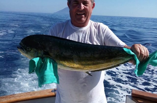 Uscita di pesca full day 8 ore